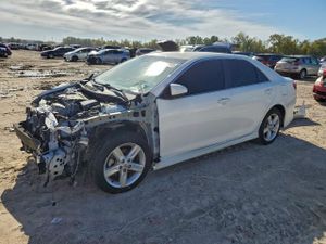 Toyota Camry L 2.5L 4 2013