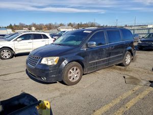 Chrysler Town & Country TOURING 3.8L 6 2009