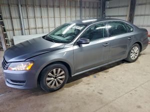 Volkswagen Passat S 2.5L 5 2013