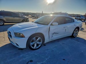 Dodge Charger 3.6L 6 2011