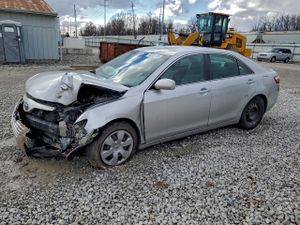 Toyota Camry BASE 2.4L 4 2009