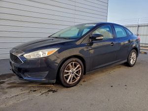 Ford Focus SE 2.0L 4 2015