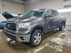 Toyota Tundra CREWMAX SR5 4.6L 8 2011
