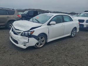 Toyota Corolla BASE 1.8L 4 2013