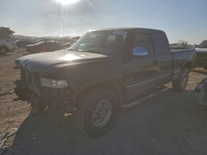 Chevrolet Silverado 1500 K2500 6.0L 8 2001