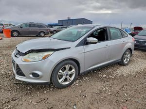 Ford Focus SE 2.0L 4 2014