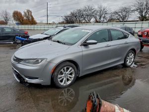 Chrysler 200 LIMITED 2.4L 4 2015