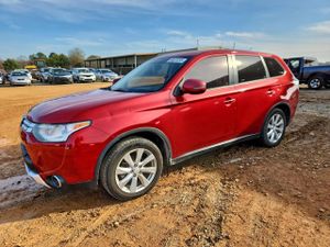 Mitsubishi Outlander SE 2.4L 4 2015