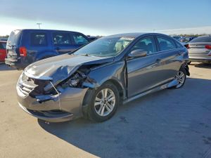 Hyundai Sonata GLS 2.4L 4 2014