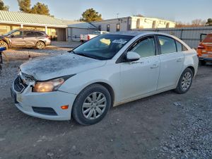 Chevrolet Cruze LT 1.4L 4 2011