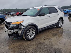 Ford Explorer XLT 3.5L 6 2011