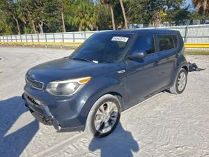 Kia Soul + 2.0L 4 2015