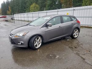 Ford Focus TITANIUM 2.0L 4 2013