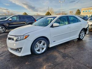 Toyota Camry HYBRID 2.5L 4 2014