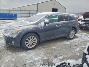 Toyota Venza LE 2.7L 4 2012