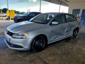 Volkswagen Jetta SE 1.8L 4 2014