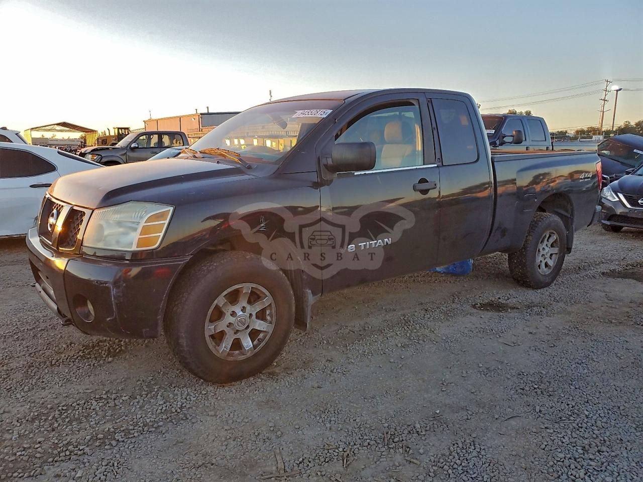Nissan Titan XE 5.6L 8 2005