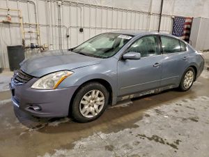 Nissan Altima BASE 2.5L 4 2010