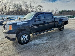 GMC Sierra K3500 SLT 6.6L 8 2011