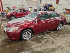 Toyota Camry LE 2.5L 4 2015