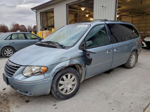 Chrysler Town & Country TOURING 3.8L 6 2005