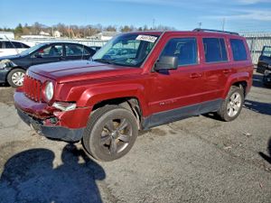 Jeep Patriot LATITUDE 2.4L 4 2015