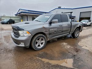 Dodge RAM 5.7L 8 2011