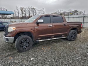 Toyota Tundra CREWMAX 1794 5.7L 8 2015