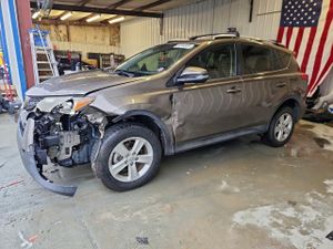 Toyota Rav4 XLE 2.5L 4 2013