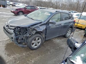Toyota Rav4 XLE 2.5L 4 2014
