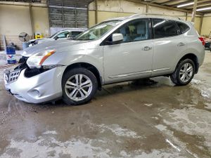 Nissan Rogue S 2.5L 4 2013