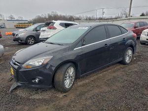 Ford Focus TITANIUM 2.0L 4 2013