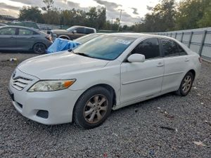 Toyota Camry BASE 2.5L 4 2011