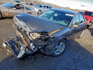 Toyota Camry LE 2.4L 4 2002