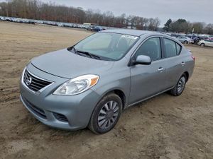 Nissan Versa S 1.6L 4 2014
