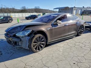 Tesla Model S 2014