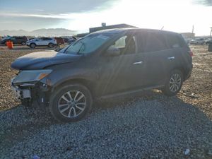 Nissan Pathfinder S 3.5L 6 2014