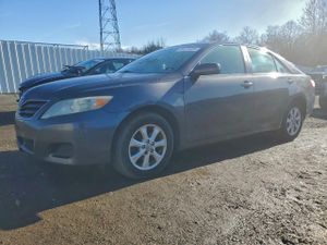 Toyota Camry BASE 2.5L 4 2011