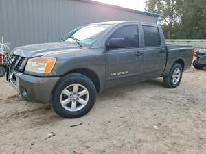 Nissan Titan S 5.6L 8 2011