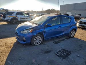 Toyota Prius 1.5L 4 2013