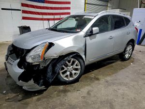 Nissan Rogue S 2.5L 4 2012