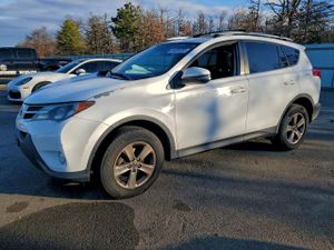 Toyota Rav4 XLE 2.5L 4 2015