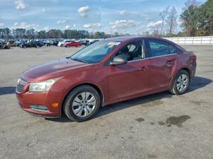 Chevrolet Cruze LS 1.8L 4 2012