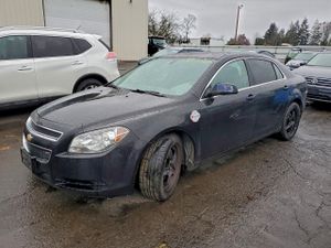 Chevrolet Malibu LS 2.4L 4 2012