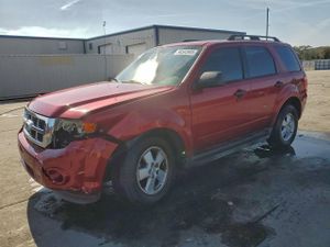 Ford Escape XLT 3.0L 6 2012