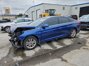 Hyundai Sonata SE 2.4L 4 2015