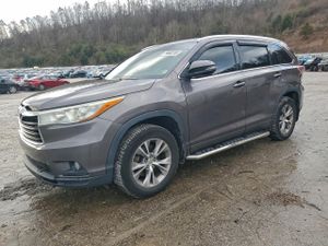 Toyota Highlander XLE 3.5L 6 2015
