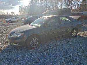 Toyota Camry LE 3.0L 6 2005