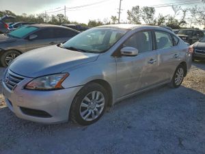 Nissan Sentra S 1.8L 4 2015