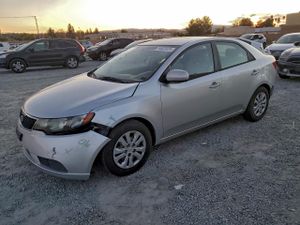 Kia Cerato / Forte / K3 LX 2.0L 4 2013